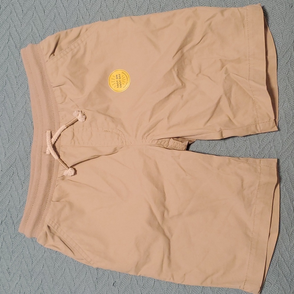 Boys Pull-On Shorts - Cat & Jack. Color Khaki, Size Large